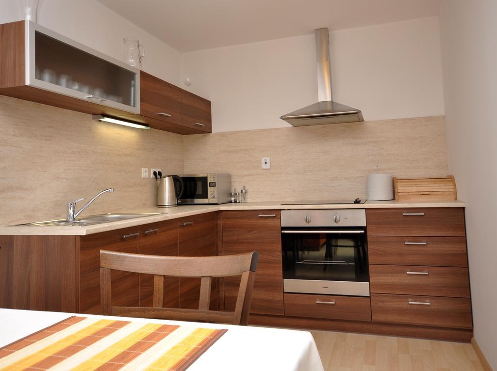 Unipharma Apartments ドノヴァリ 部屋 写真