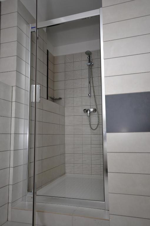 Unipharma Apartments ドノヴァリ エクステリア 写真