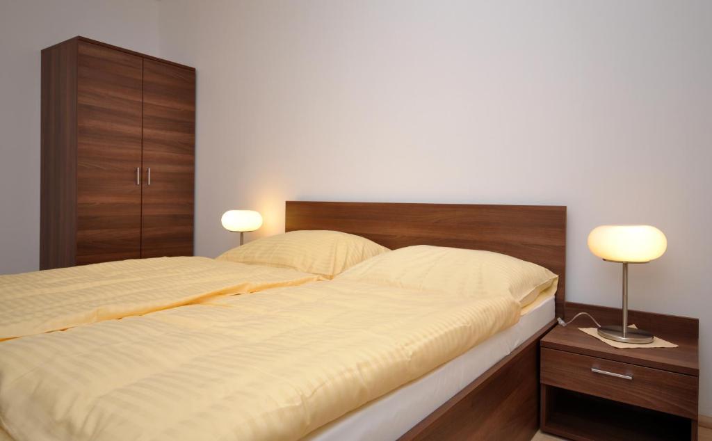 Unipharma Apartments ドノヴァリ エクステリア 写真
