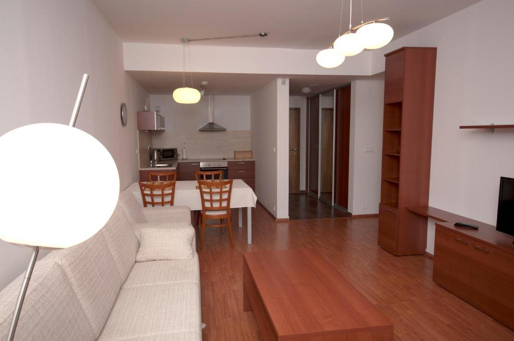 Unipharma Apartments ドノヴァリ エクステリア 写真
