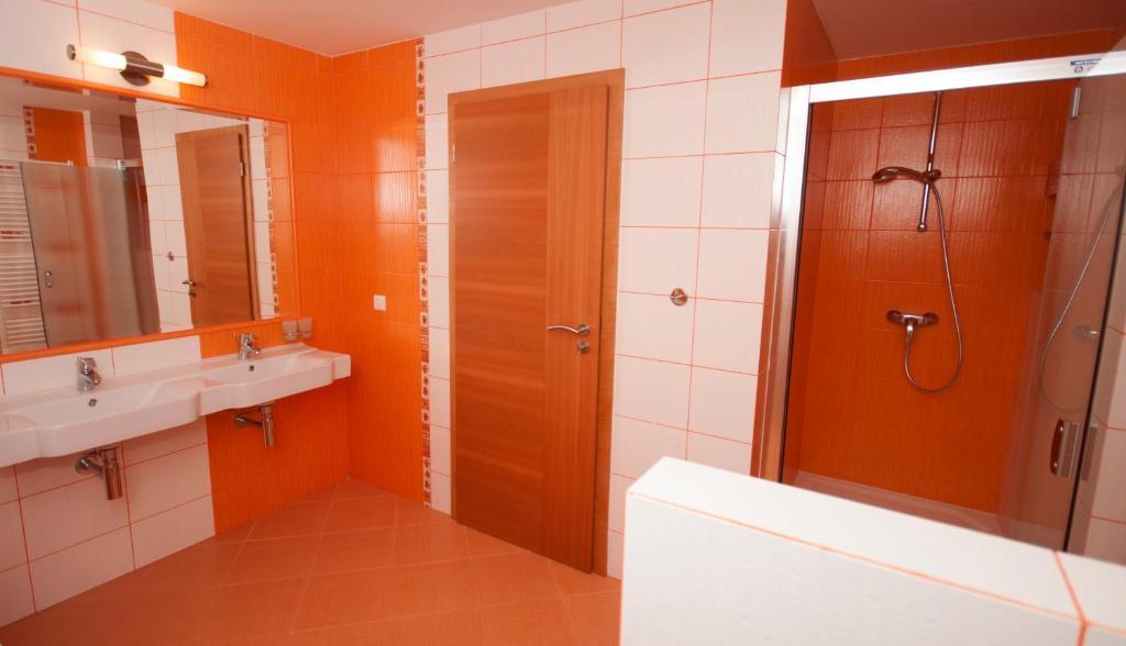 Unipharma Apartments ドノヴァリ 部屋 写真